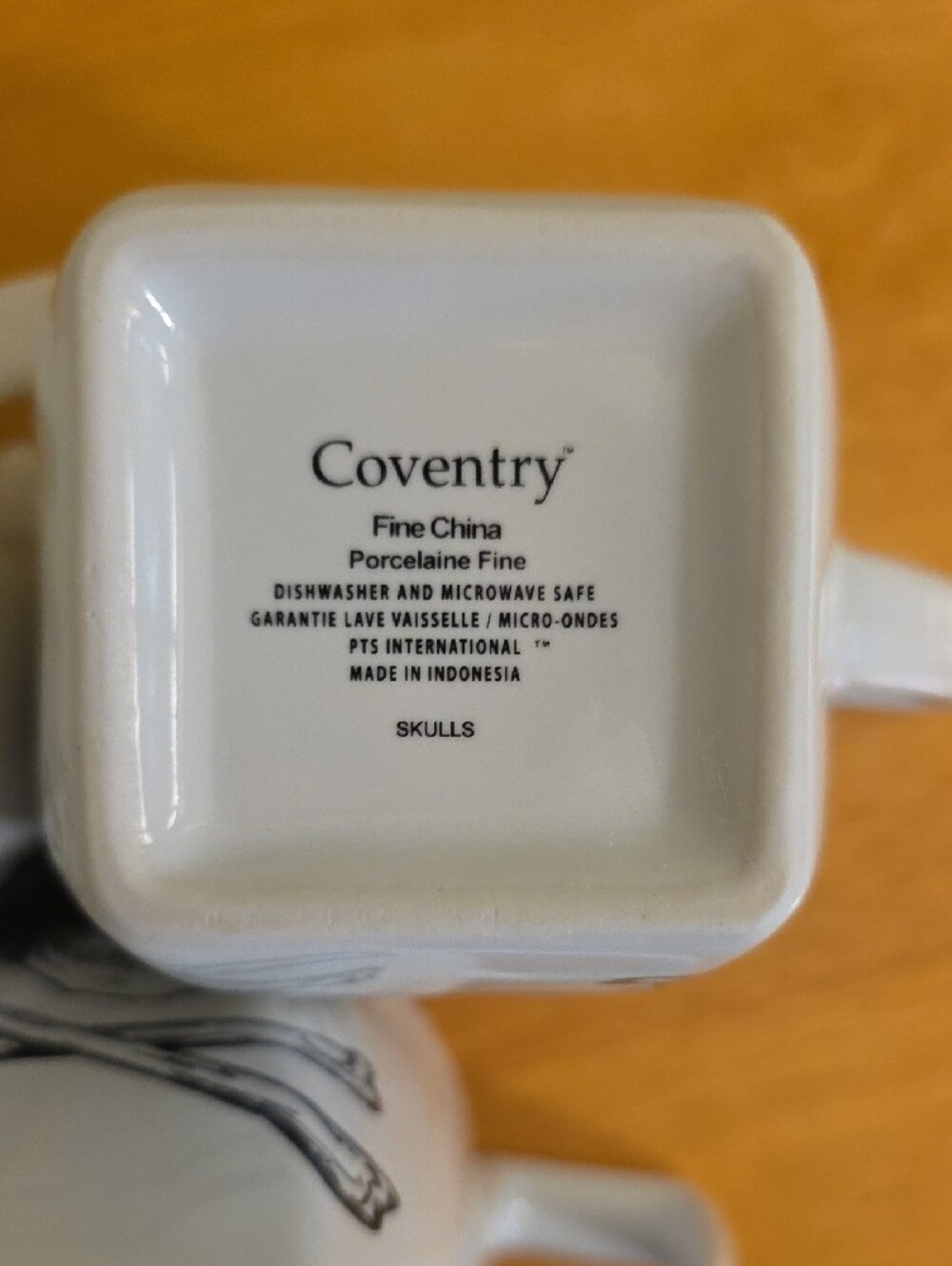 Skull & Crossbones Porcelain Gothic Halloween Coventry 3 Mugs Double Sided - Picture 9 of 12